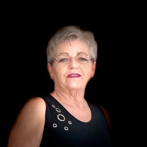 Meet your Posher, Faye